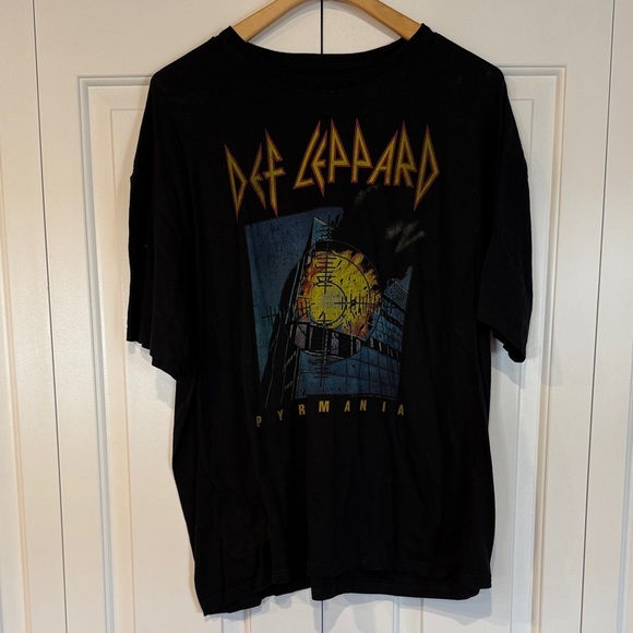 American Classics Other - Def Leppard Black Graphic Tee